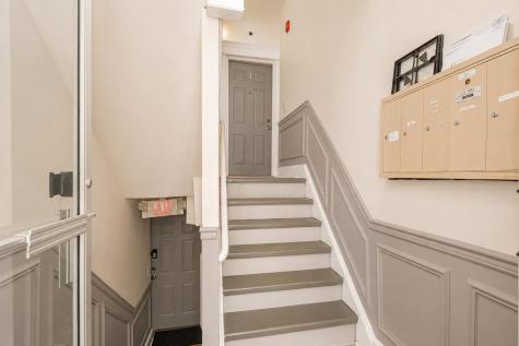 18 Oak Street Weehawken NJ 07086