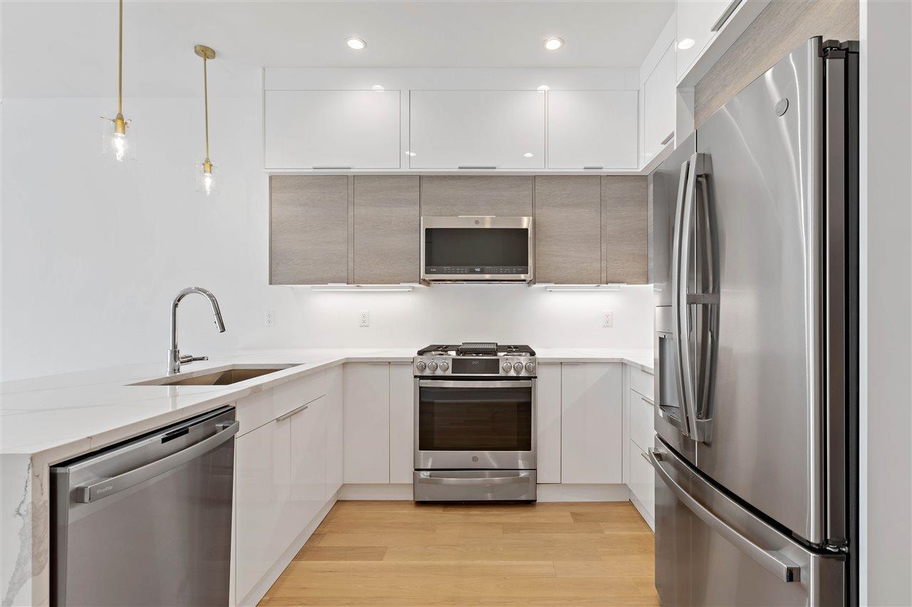 6025 Boulevard East West New York NJ 07093