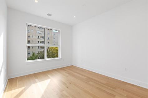 6025 Boulevard East West New York NJ 07093
