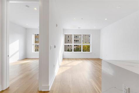6025 Boulevard East West New York NJ 07093