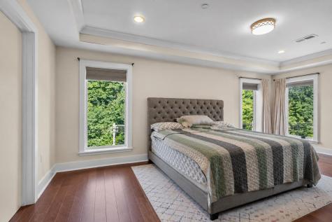 100 Eton Row Weehawken NJ 07086