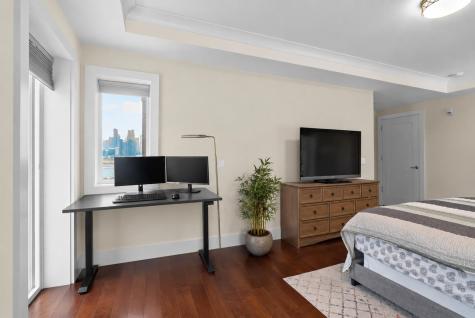 100 Eton Row Weehawken NJ 07086