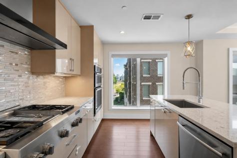 100 Eton Row Weehawken NJ 07086