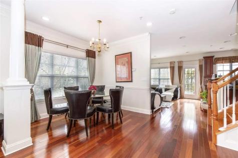 40 Mallard Place Secaucus NJ 07094