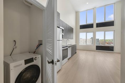 1 Mallory Avenue Jersey City NJ 07305