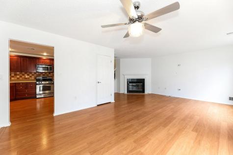 19 Cottonwood Street Jersey City NJ 07305