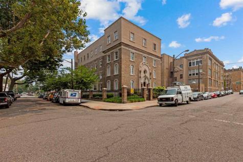 126 Delaware Avenue Jersey City NJ 07306