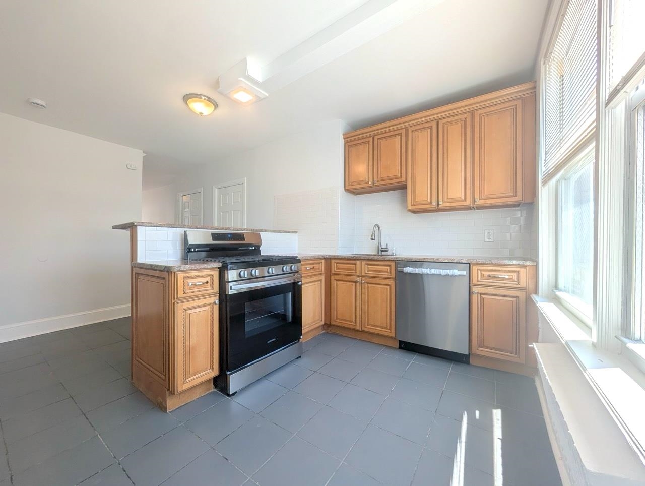 69 Beacon Avenue Jersey City NJ 07306