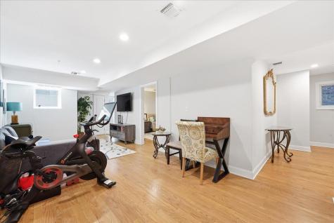 41 Bentley Avenue Jersey City NJ 07304