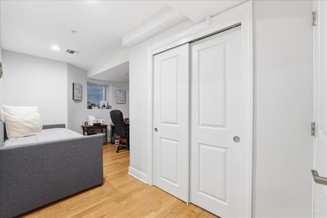 41 Bentley Avenue Jersey City NJ 07304