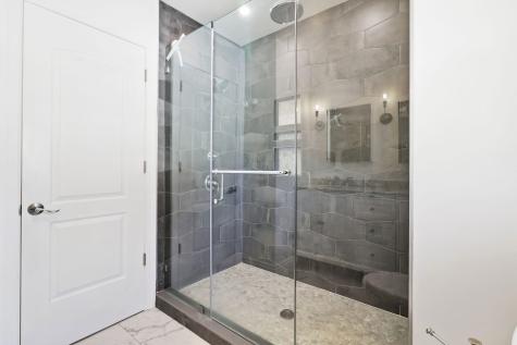 131 76th Street North Bergen NJ 07047