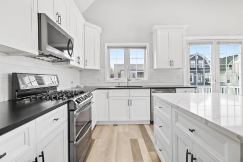 131 76th Street North Bergen NJ 07047