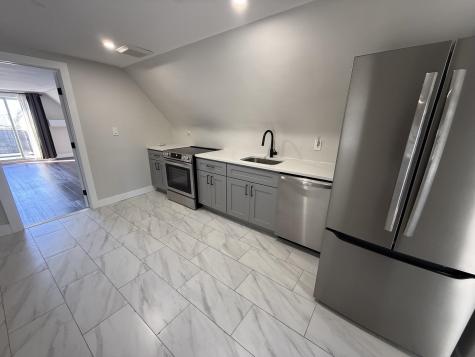 8516 3rd Avenue North Bergen NJ 07047