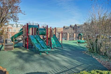 66 Lydia Drive Guttenberg NJ 07093