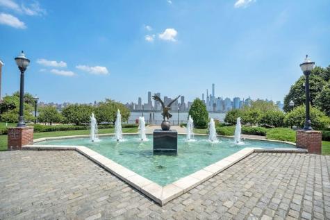 66 Lydia Drive Guttenberg NJ 07093