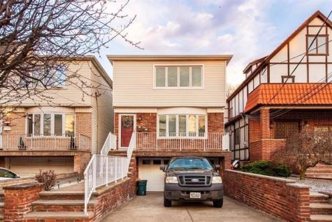 230 Avenue A Bayonne NJ 07002