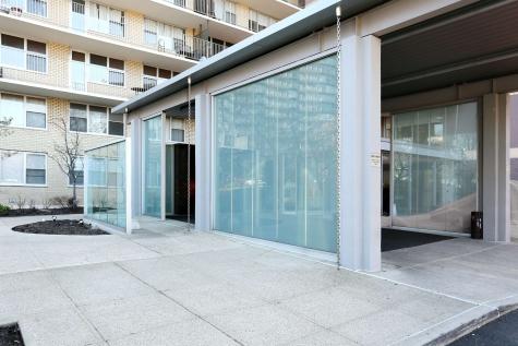 6040 Boulevard East West New York NJ 07093