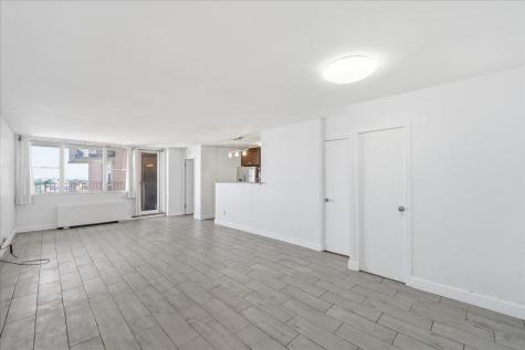 6040 Boulevard East West New York NJ 07093