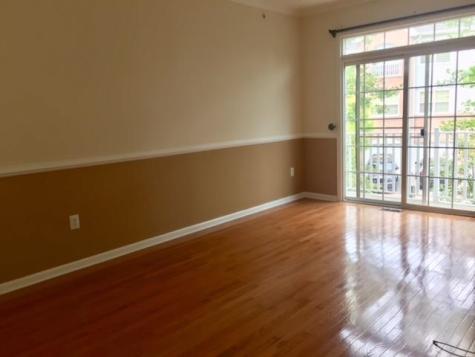 15 Alexander Court Jersey City NJ 07305