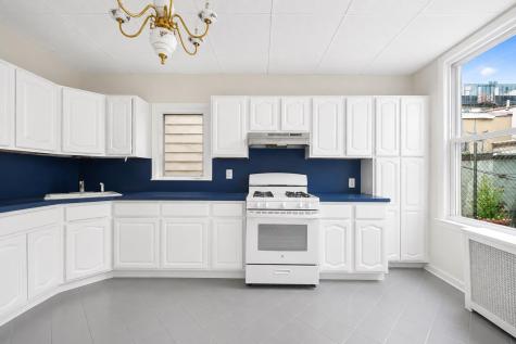 414 Monastery Place Union City NJ 07087-4408