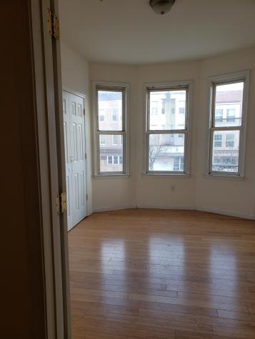 385 Avenue C Bayonne NJ 07002