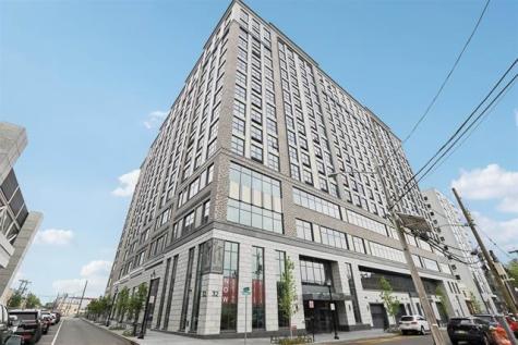 32 Oakland Avenue Jersey City NJ 07306