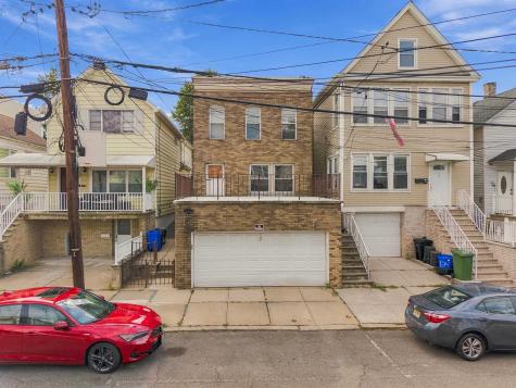 122 West 22nd Street Bayonne NJ 07002