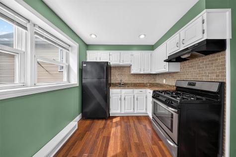 122 West 22nd Street Bayonne NJ 07002
