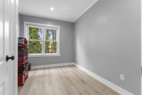 4317 Cottage Avenue North Bergen NJ 07047