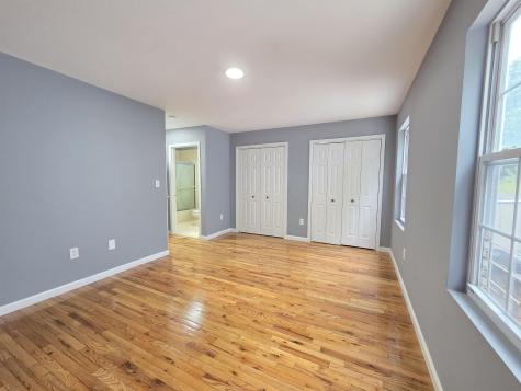 82 Mallory Avenue Jersey City NJ 07304