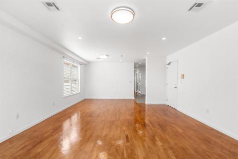 718 23rd Street Union City NJ 07087