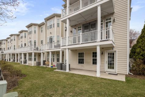 25 Creekside Court Secaucus NJ 07094