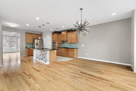 25 Creekside Court Secaucus NJ 07094