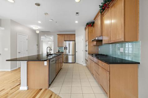 25 Creekside Court Secaucus NJ 07094