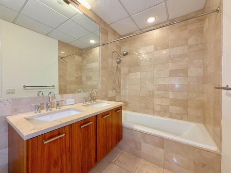 4 Beacon Way Jersey City NJ 07304
