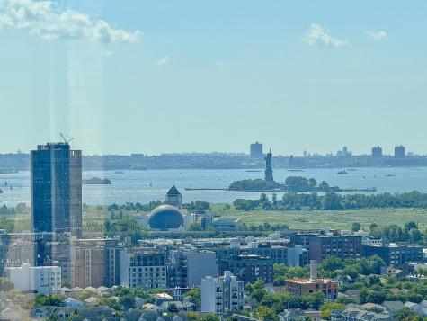 4 Beacon Way Jersey City NJ 07304