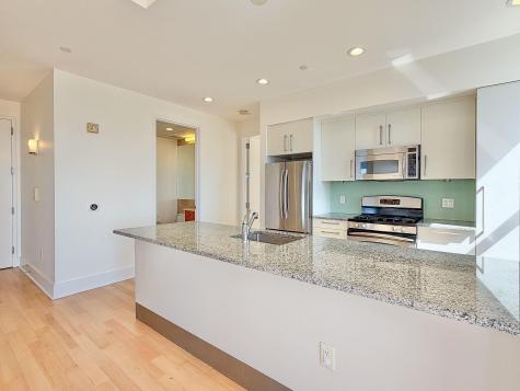 4 Beacon Way Jersey City NJ 07304
