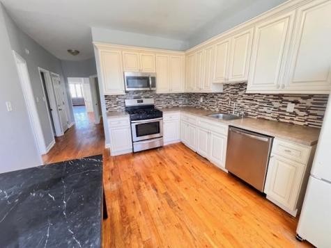 176 West 31st Street Bayonne NJ 07002