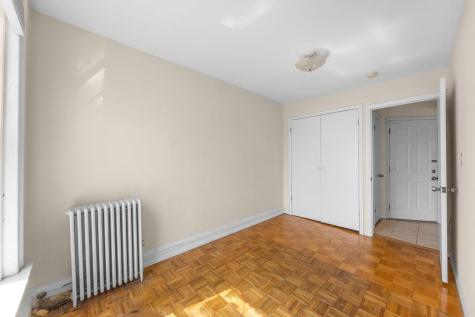 218 Newark Avenue Jersey City NJ 07302