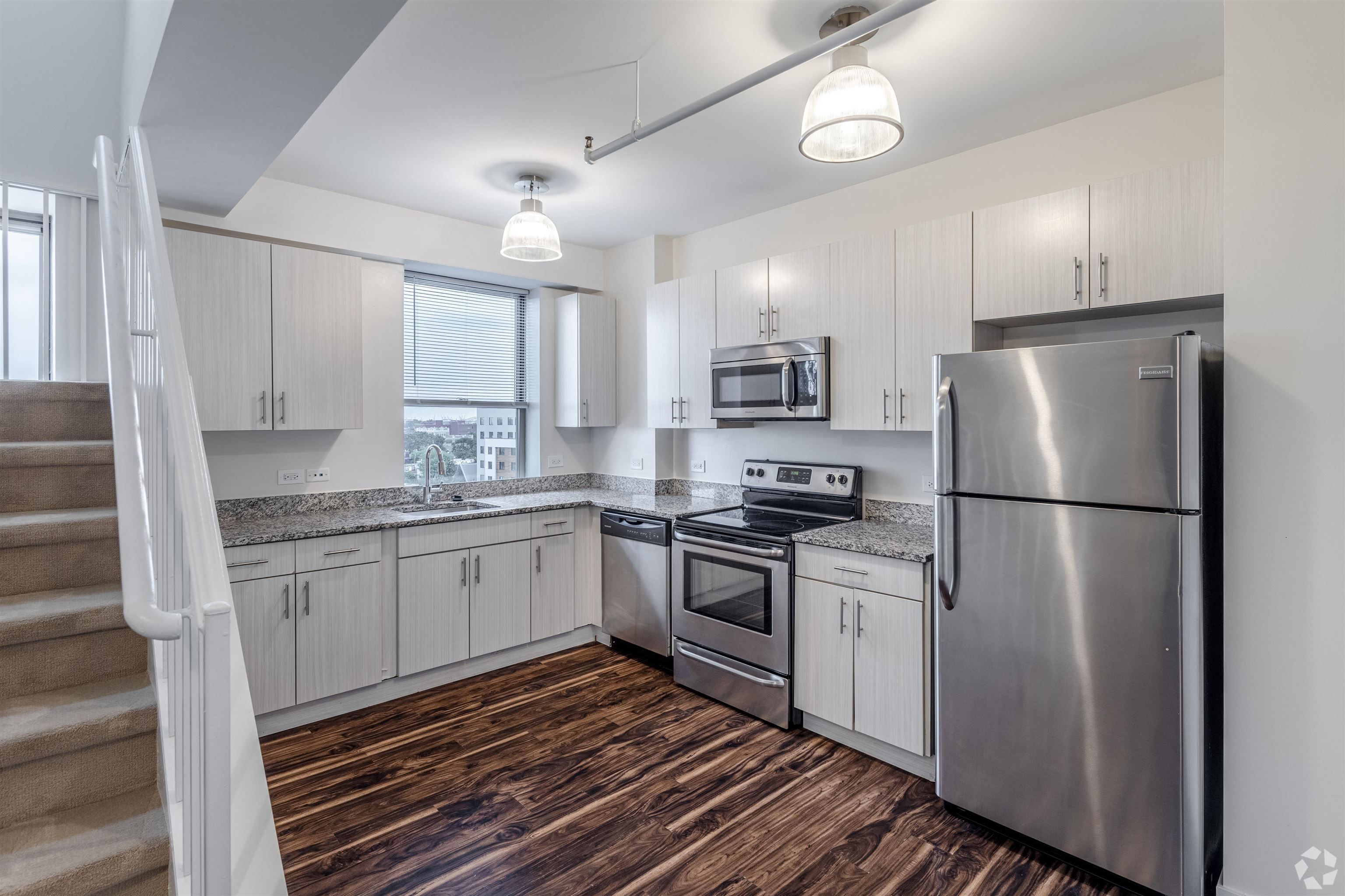 20 Beacon Way Jersey City NJ 07304