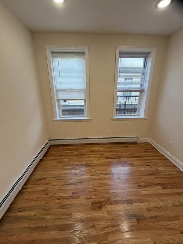 8517 4th Avenue North Bergen NJ 07047