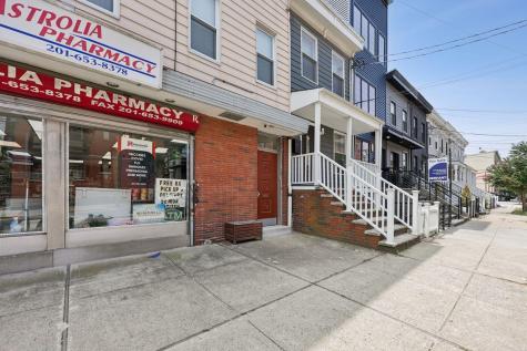 325 7th Street Jersey City NJ 07302