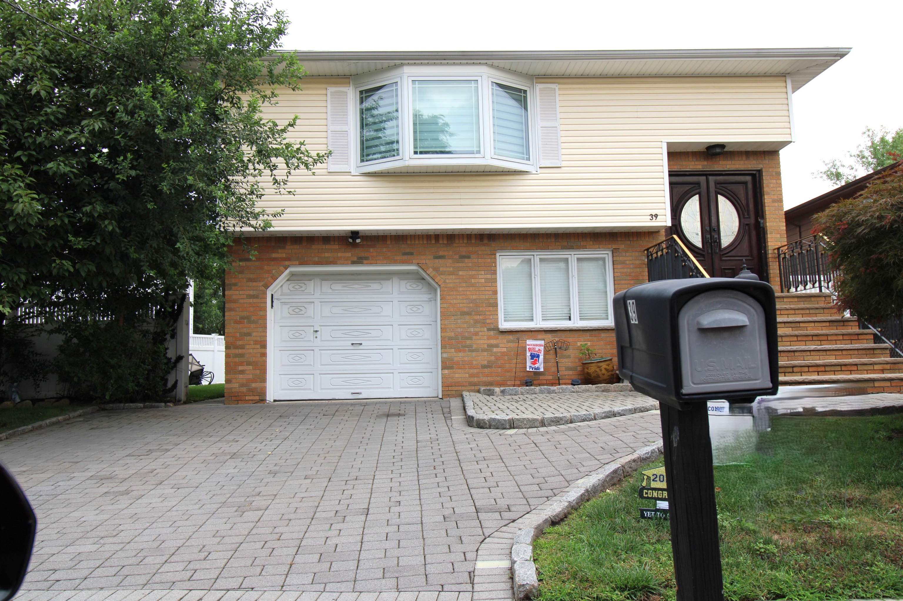 39 Mill Ridge Road Secaucus NJ 07094