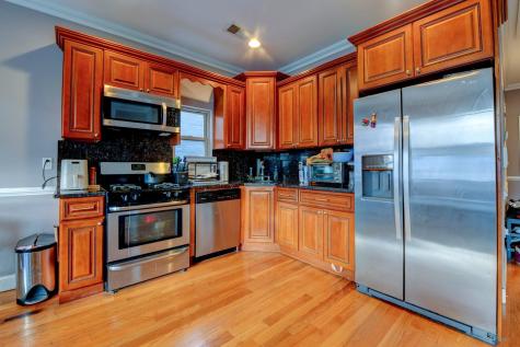572 Liberty Avenue Jersey City NJ 07307