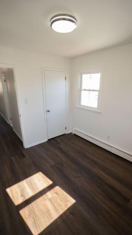 18 East 46th Street Bayonne NJ 07002