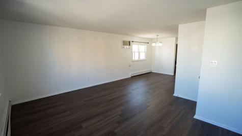 18 East 46th Street Bayonne NJ 07002