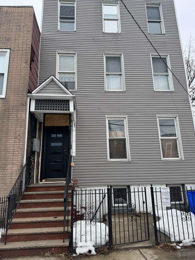 192 Halladay Street Jersey City NJ 07304