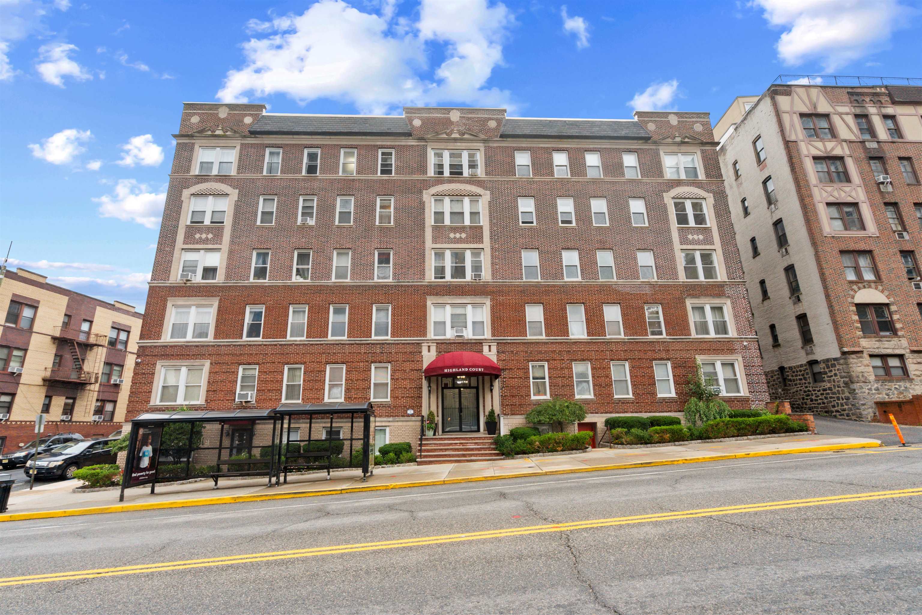 6045 Boulevard East West New York NJ 07093