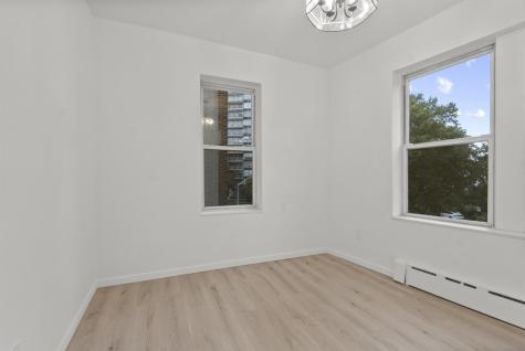 6045 Boulevard East West New York NJ 07093