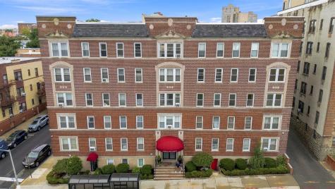 6045 Boulevard East West New York NJ 07093